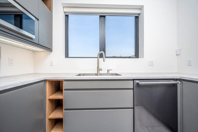 9 Rockhaven Green Northwest, Calgary, 2 Bedrooms Bedrooms, ,2 BathroomsBathrooms,Houses,For Rent,9 Rockhaven Green Northwest,2621