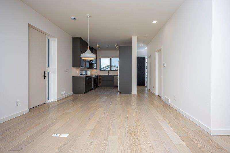 9 Rockhaven Green Northwest, Calgary, 2 Bedrooms Bedrooms, ,2 BathroomsBathrooms,Houses,For Rent,9 Rockhaven Green Northwest,2621
