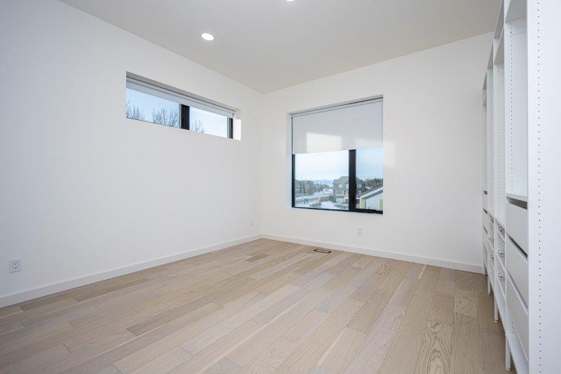 9 Rockhaven Green Northwest, Calgary, 2 Bedrooms Bedrooms, ,2 BathroomsBathrooms,Houses,For Rent,9 Rockhaven Green Northwest,2621