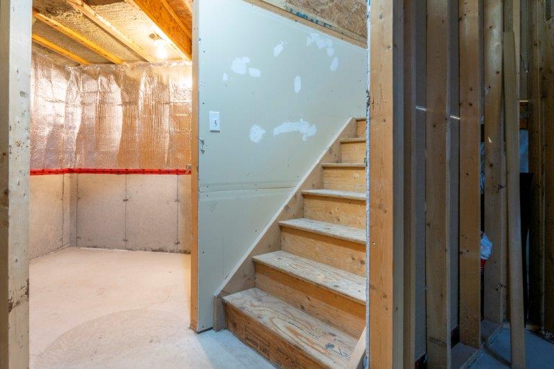 53 Bridleridge Gardens Southwest, Calgary, 3 Bedrooms Bedrooms, ,2.5 BathroomsBathrooms,Houses,For Rent,53 Bridleridge Gardens Southwest,2629