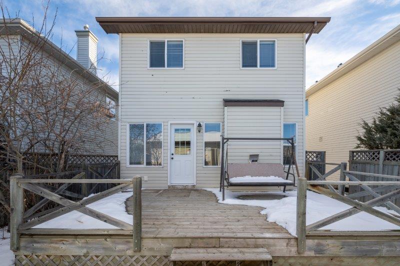 53 Bridleridge Gardens Southwest, Calgary, 3 Bedrooms Bedrooms, ,2.5 BathroomsBathrooms,Houses,For Rent,53 Bridleridge Gardens Southwest,2629