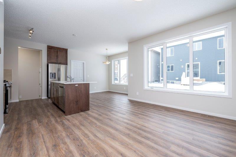 85 Yorkville Terrace SW, Calgary, 3 Bedrooms Bedrooms, 0 ,2.5 BathroomsBathrooms,Houses,For Rent,85 Yorkville Terrace SW,0,2635