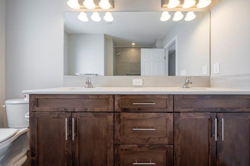 85 Yorkville Terrace SW, Calgary, 3 Bedrooms Bedrooms, 0 ,2.5 BathroomsBathrooms,Houses,For Rent,85 Yorkville Terrace SW,0,2635