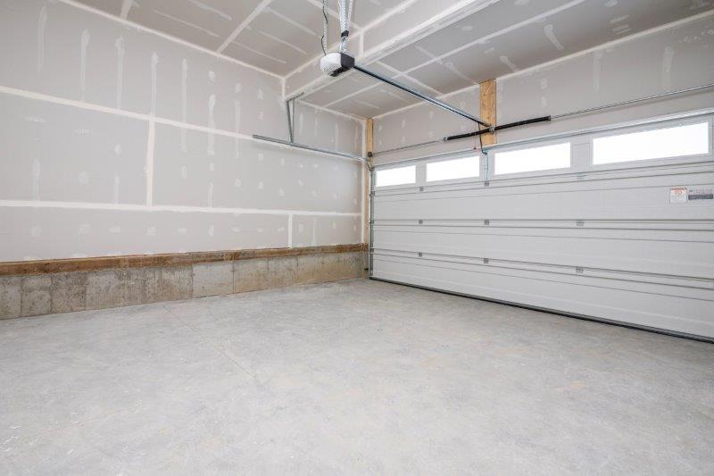 85 Yorkville Terrace SW, Calgary, 3 Bedrooms Bedrooms, 0 ,2.5 BathroomsBathrooms,Houses,For Rent,85 Yorkville Terrace SW,0,2635