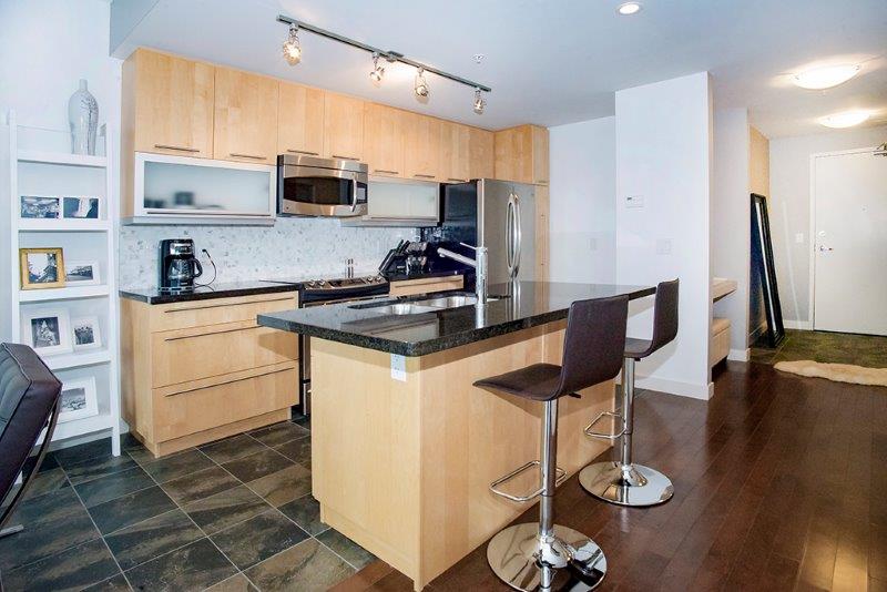 1702, 215 13 Avenue SW, Calgary, 1 Bedroom Bedrooms, ,1 BathroomBathrooms,Condos/Townhouses,Sold,Union Square,1702, 215 13 Avenue SW,17,2643