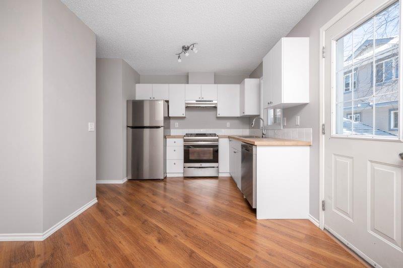 34 Eversyde Point Southwest, Calgary, 3.5 Bedrooms Bedrooms, ,3 BathroomsBathrooms,Condos/Townhouses,Rented,Stonecroft Evergreen,34 Eversyde Point Southwest,2646