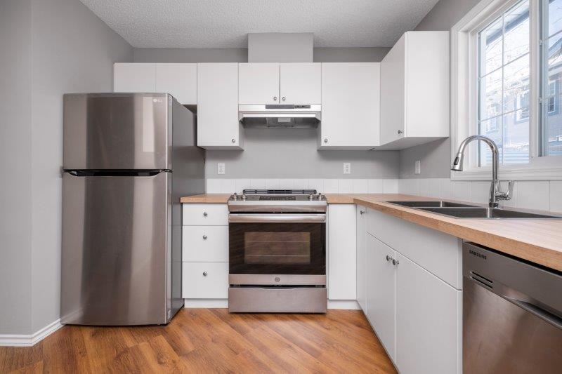 34 Eversyde Point Southwest, Calgary, 3.5 Bedrooms Bedrooms, ,3 BathroomsBathrooms,Condos/Townhouses,Rented,Stonecroft Evergreen,34 Eversyde Point Southwest,2646