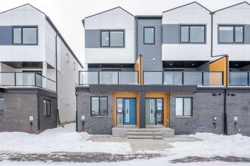 8527 19 Avenue Southeast, CALGARY, 3 Bedrooms Bedrooms, ,2.5 BathroomsBathrooms,Condos/Townhouses,For Rent,8527 19 Avenue Southeast,2651