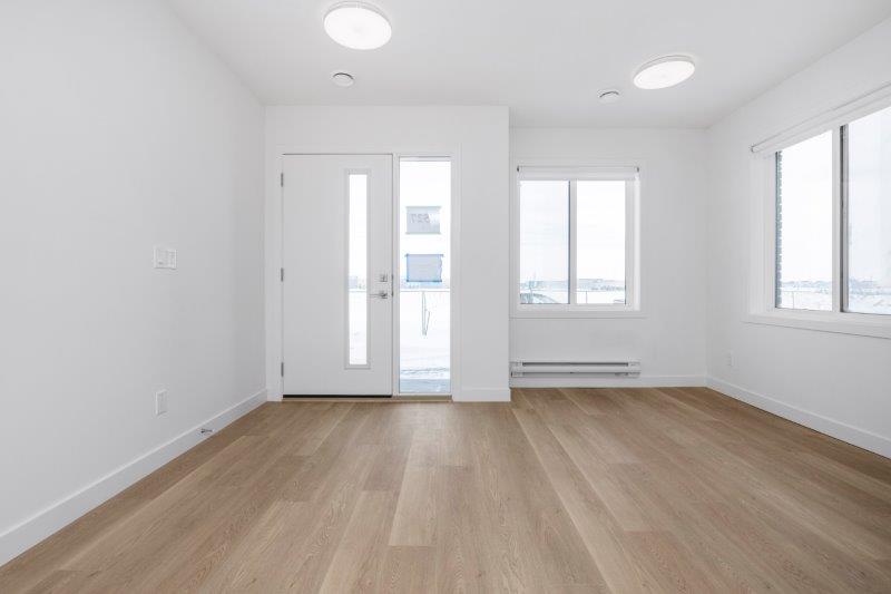 8527 19 Avenue Southeast, CALGARY, 3 Bedrooms Bedrooms, ,2.5 BathroomsBathrooms,Condos/Townhouses,For Rent,8527 19 Avenue Southeast,2651