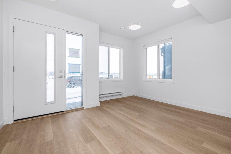 8527 19 Avenue Southeast, CALGARY, 3 Bedrooms Bedrooms, ,2.5 BathroomsBathrooms,Condos/Townhouses,For Rent,8527 19 Avenue Southeast,2651