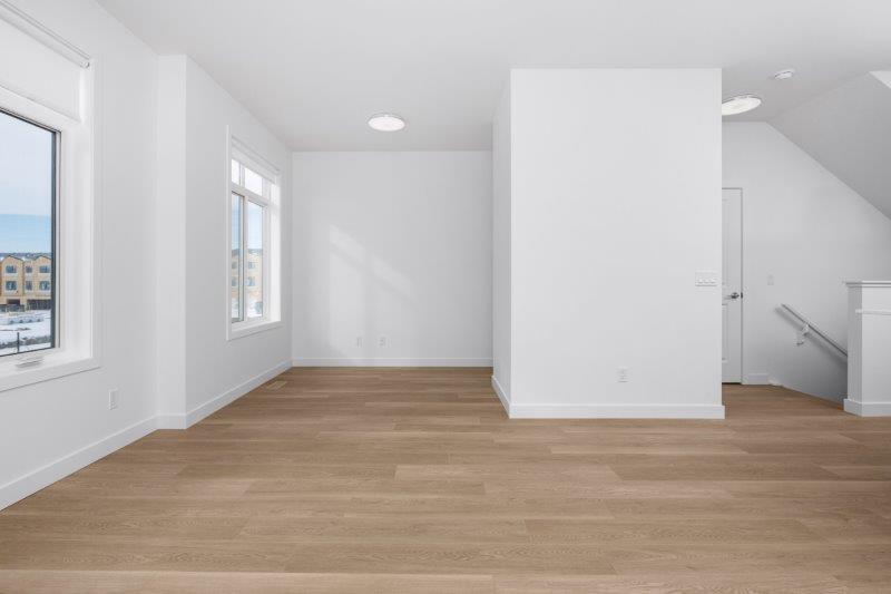 8527 19 Avenue Southeast, CALGARY, 3 Bedrooms Bedrooms, ,2.5 BathroomsBathrooms,Condos/Townhouses,For Rent,8527 19 Avenue Southeast,2651
