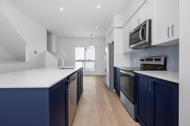 8527 19 Avenue Southeast, CALGARY, 3 Bedrooms Bedrooms, ,2.5 BathroomsBathrooms,Condos/Townhouses,For Rent,8527 19 Avenue Southeast,2651