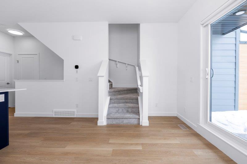 8527 19 Avenue Southeast, CALGARY, 3 Bedrooms Bedrooms, ,2.5 BathroomsBathrooms,Condos/Townhouses,For Rent,8527 19 Avenue Southeast,2651