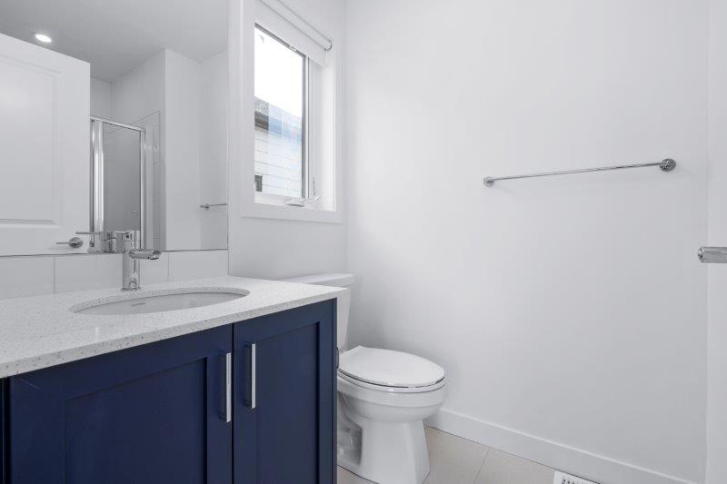 8527 19 Avenue Southeast, CALGARY, 3 Bedrooms Bedrooms, ,2.5 BathroomsBathrooms,Condos/Townhouses,For Rent,8527 19 Avenue Southeast,2651