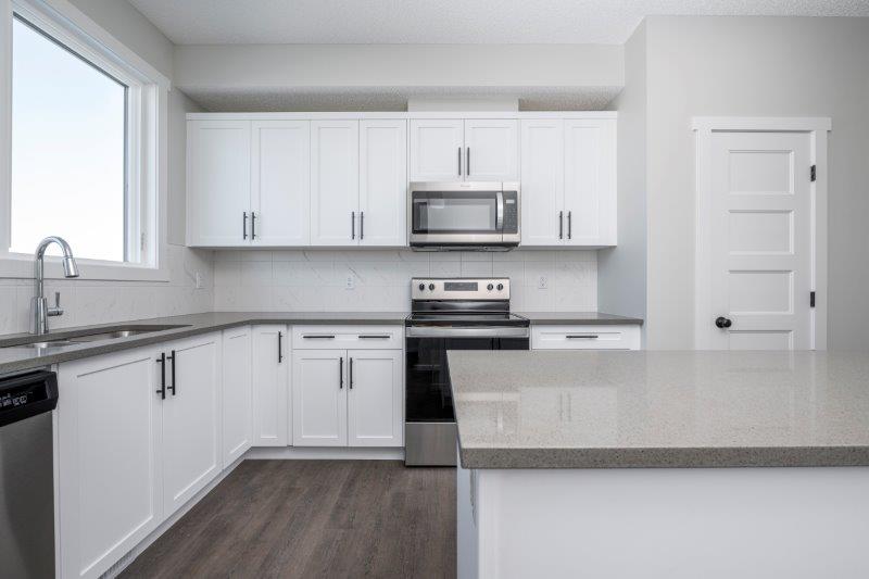 117 Belmont Drive SW, Calgary, 3.5 Bedrooms Bedrooms, 0 ,2.5 BathroomsBathrooms,Houses,For Rent,117 Belmont Drive SW,0,2656