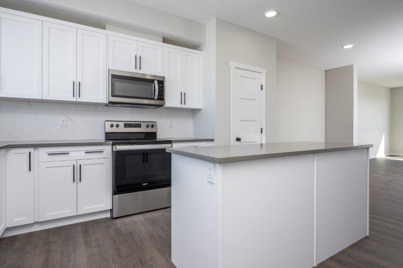 117 Belmont Drive SW, Calgary, 3.5 Bedrooms Bedrooms, 0 ,2.5 BathroomsBathrooms,Houses,For Rent,117 Belmont Drive SW,0,2656