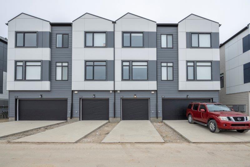 8525 19 Ave SE, Calgary, 4 Bedrooms Bedrooms, ,3.5 BathroomsBathrooms,Condos/Townhouses,For Rent,8525 19 Ave SE,2667