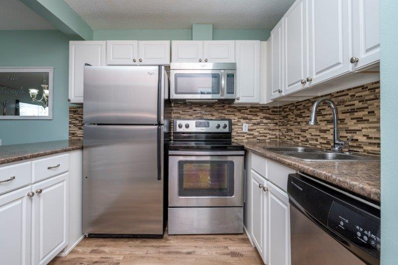 1213, 200 Brookpark Drive SW, Calgary, 2 Bedrooms Bedrooms, ,1 BathroomBathrooms,Condos/Townhouses,For Rent,CEDARBROOK PARK,1213, 200 Brookpark Drive SW,2689