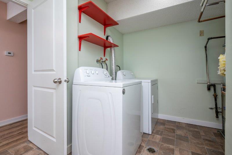1213, 200 Brookpark Drive SW, Calgary, 2 Bedrooms Bedrooms, ,1 BathroomBathrooms,Condos/Townhouses,For Rent,CEDARBROOK PARK,1213, 200 Brookpark Drive SW,2689