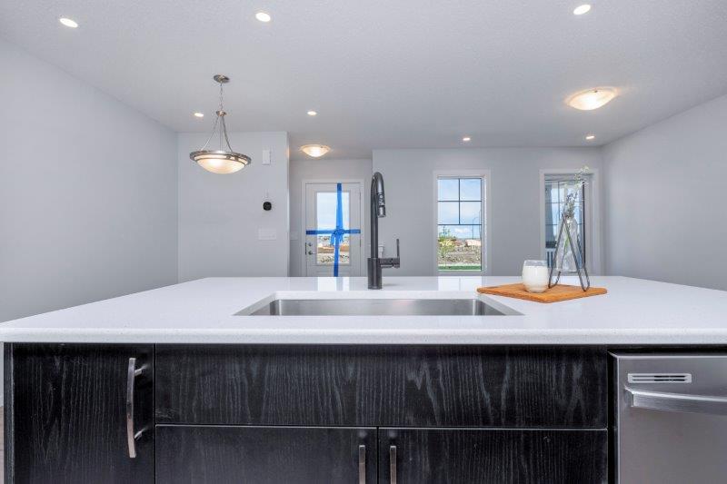1395 148 Avenue Northwest, Calgary, 3 Bedrooms Bedrooms, ,2.5 BathroomsBathrooms,Condos/Townhouses,For Rent,1395 148 Avenue Northwest,2690