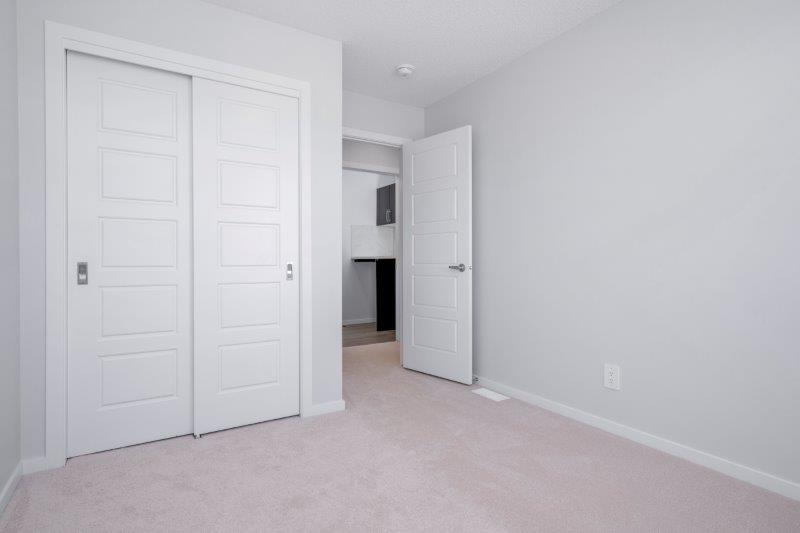 1395 148 Avenue Northwest, Calgary, 3 Bedrooms Bedrooms, ,2.5 BathroomsBathrooms,Condos/Townhouses,For Rent,1395 148 Avenue Northwest,2690