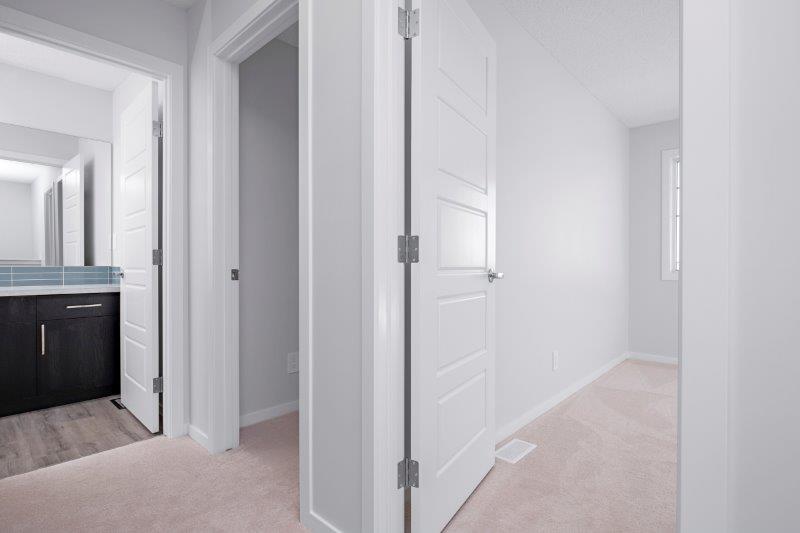 1395 148 Avenue Northwest, Calgary, 3 Bedrooms Bedrooms, ,2.5 BathroomsBathrooms,Condos/Townhouses,For Rent,1395 148 Avenue Northwest,2690