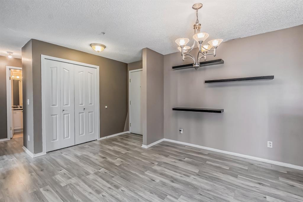 #305, 4000 Somervale Court SW, Calgary, 1 Bedroom Bedrooms, ,2 BathroomsBathrooms,Condos/Townhouses,Sold,Somerset Crossing,3,2699