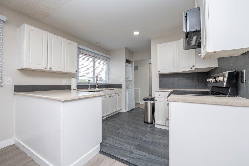 6036A 4 Street NE, Calgary, 2 Bedrooms Bedrooms, ,1 BathroomBathrooms,Houses,For Rent,6036A 4 Street NE,2710