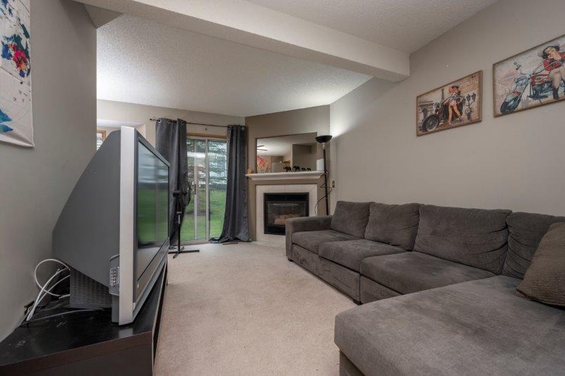 10 Shawinigan Lane Southwest, Calgary, 3 Bedrooms Bedrooms, 0 ,1.5 BathroomsBathrooms,Condos/Townhouses,For Rent,SHAWNESSY GREEN,10 Shawinigan Lane Southwest,0,2721