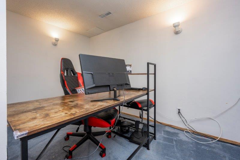 10 Shawinigan Lane Southwest, Calgary, 3 Bedrooms Bedrooms, 0 ,1.5 BathroomsBathrooms,Condos/Townhouses,For Rent,SHAWNESSY GREEN,10 Shawinigan Lane Southwest,0,2721