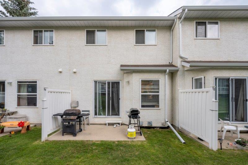 10 Shawinigan Lane Southwest, Calgary, 3 Bedrooms Bedrooms, 0 ,1.5 BathroomsBathrooms,Condos/Townhouses,For Rent,SHAWNESSY GREEN,10 Shawinigan Lane Southwest,0,2721