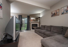 10 Shawinigan Lane Southwest, Calgary, 3 Bedrooms Bedrooms, 0 ,1.5 BathroomsBathrooms,Condos/Townhouses,For Rent,SHAWNESSY GREEN,10 Shawinigan Lane Southwest,0,2721