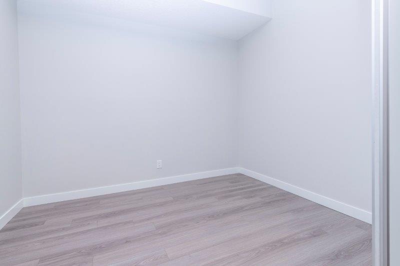 117, 823 5 Ave NW, Calgary, 1 Bedroom Bedrooms, ,2 BathroomsBathrooms,Condos/Townhouses,Sold,Ven of Kensington,117, 823 5 Ave NW,2741