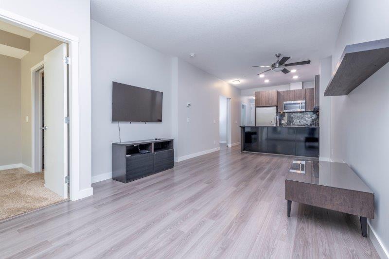 117, 823 5 Ave NW, Calgary, 1 Bedroom Bedrooms, ,2 BathroomsBathrooms,Condos/Townhouses,Sold,Ven of Kensington,117, 823 5 Ave NW,2741