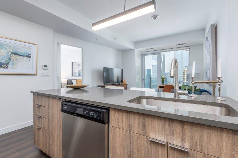 2806, 510 12 Ave SW, Calgary, 1 Bedroom Bedrooms, ,1 BathroomBathrooms,Condos/Townhouses,For Rent,One Park Central,2806, 510 12 Ave SW,2752