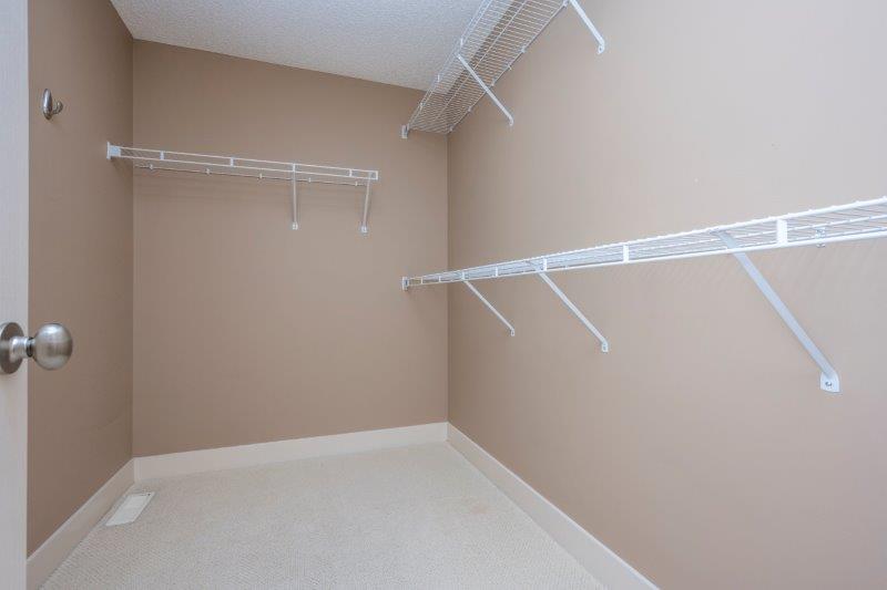 95 Silverado Range Heights Southwest, Calgary, 4 Bedrooms Bedrooms, 0 ,3.5 BathroomsBathrooms,Houses,For Rent,95 Silverado Range Heights Southwest,0,2754
