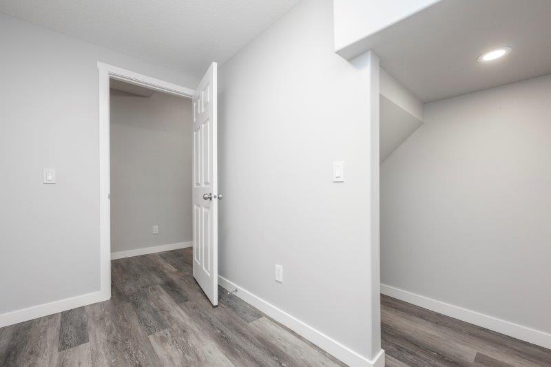 95 Silverado Range Heights Southwest, Calgary, 4 Bedrooms Bedrooms, 0 ,3.5 BathroomsBathrooms,Houses,For Rent,95 Silverado Range Heights Southwest,0,2754