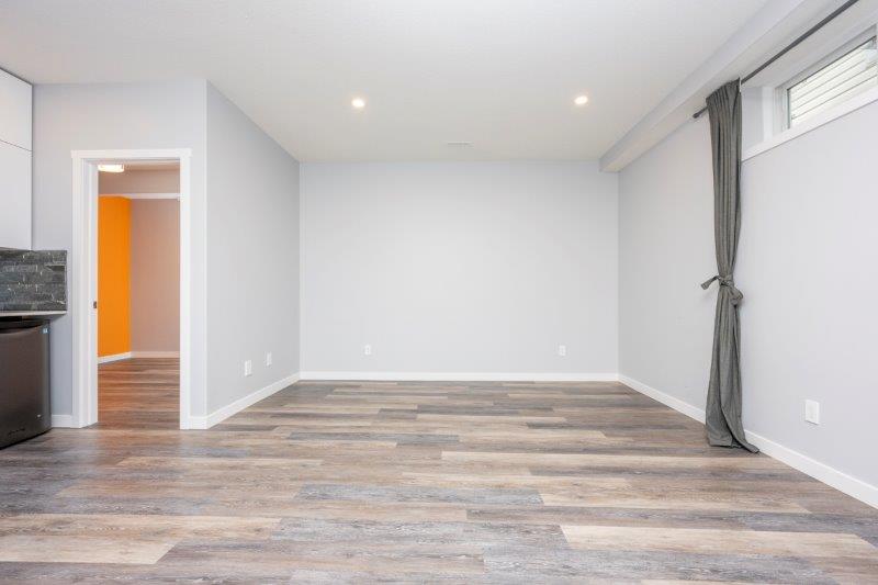 95 Silverado Range Heights Southwest, Calgary, 4 Bedrooms Bedrooms, 0 ,3.5 BathroomsBathrooms,Houses,For Rent,95 Silverado Range Heights Southwest,0,2754
