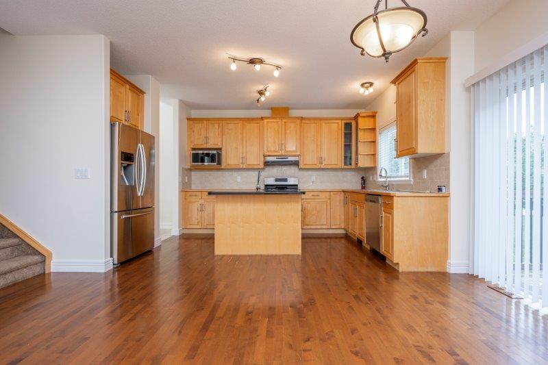 4, 39 Strathlea Common Southwest, Calgary, 3.5 Bedrooms Bedrooms, ,3 BathroomsBathrooms,Condos/Townhouses,Rented,Treo at Springhaven,4, 39 Strathlea Common Southwest,2756