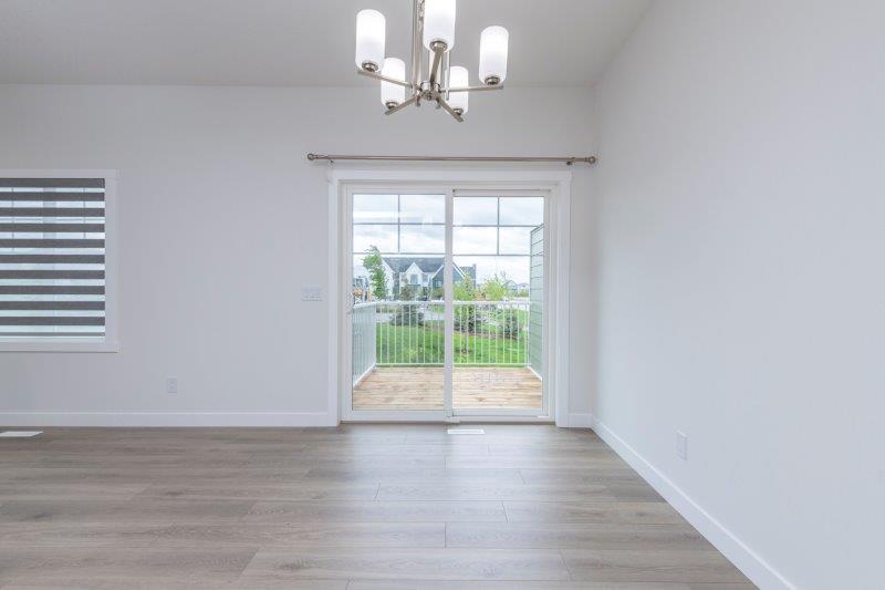 33 Walcrest Lane SE, Calgary, 3 Bedrooms Bedrooms, ,3 BathroomsBathrooms,Houses,Rented,33 Walcrest Lane SE,2760