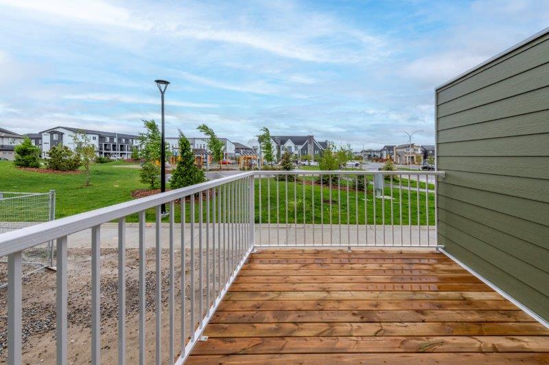 33 Walcrest Lane SE, Calgary, 3 Bedrooms Bedrooms, ,3 BathroomsBathrooms,Houses,Rented,33 Walcrest Lane SE,2760
