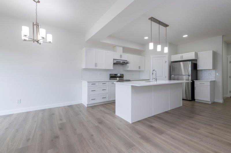 33 Walcrest Lane SE, Calgary, 3 Bedrooms Bedrooms, ,3 BathroomsBathrooms,Houses,Rented,33 Walcrest Lane SE,2760