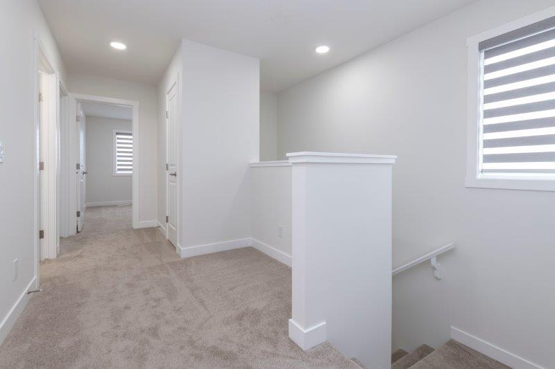 33 Walcrest Lane SE, Calgary, 3 Bedrooms Bedrooms, ,3 BathroomsBathrooms,Houses,Rented,33 Walcrest Lane SE,2760