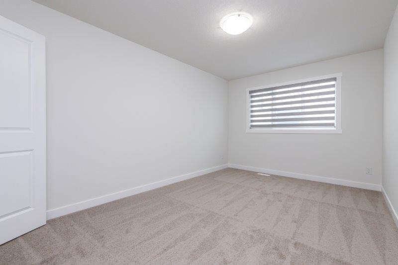 33 Walcrest Lane SE, Calgary, 3 Bedrooms Bedrooms, ,3 BathroomsBathrooms,Houses,Rented,33 Walcrest Lane SE,2760