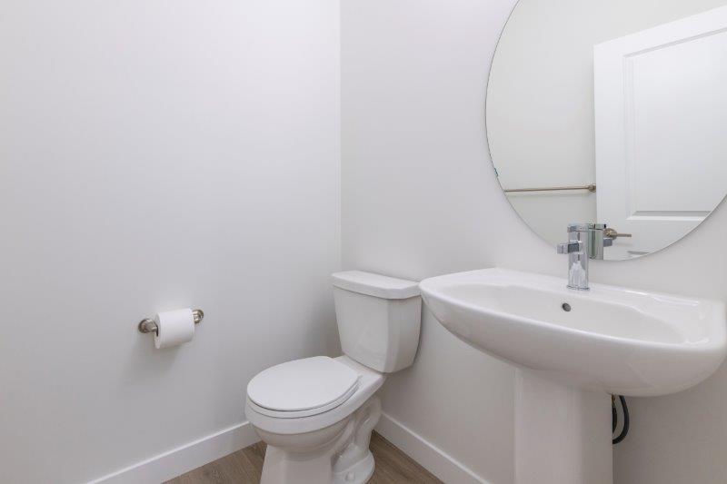 33 Walcrest Lane SE, Calgary, 3 Bedrooms Bedrooms, ,3 BathroomsBathrooms,Houses,Rented,33 Walcrest Lane SE,2760