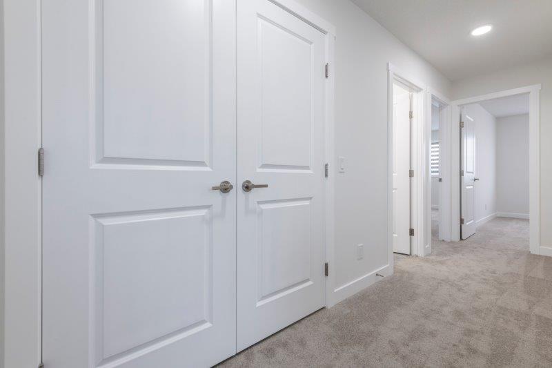 33 Walcrest Lane SE, Calgary, 3 Bedrooms Bedrooms, ,3 BathroomsBathrooms,Houses,Rented,33 Walcrest Lane SE,2760