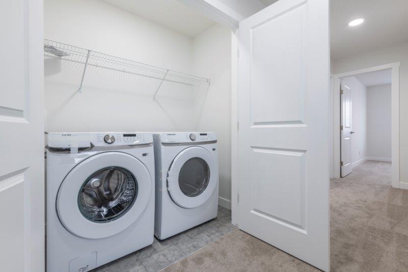 33 Walcrest Lane SE, Calgary, 3 Bedrooms Bedrooms, ,3 BathroomsBathrooms,Houses,Rented,33 Walcrest Lane SE,2760