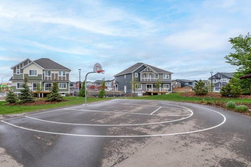 33 Walcrest Lane SE, Calgary, 3 Bedrooms Bedrooms, ,3 BathroomsBathrooms,Houses,Rented,33 Walcrest Lane SE,2760