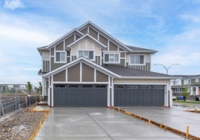 33 Walcrest Lane SE, Calgary, 3 Bedrooms Bedrooms, ,3 BathroomsBathrooms,Houses,For Rent,33 Walcrest Lane SE,2760