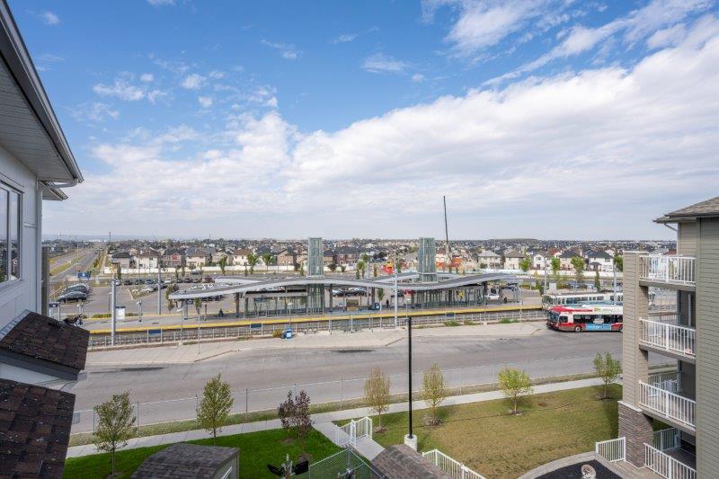 2420, 6118 80 Avenue NE, Calgary, 3 Bedrooms Bedrooms, ,2 BathroomsBathrooms,Condos/Townhouses,For Rent,Raven Ridge,2420, 6118 80 Avenue NE,2761